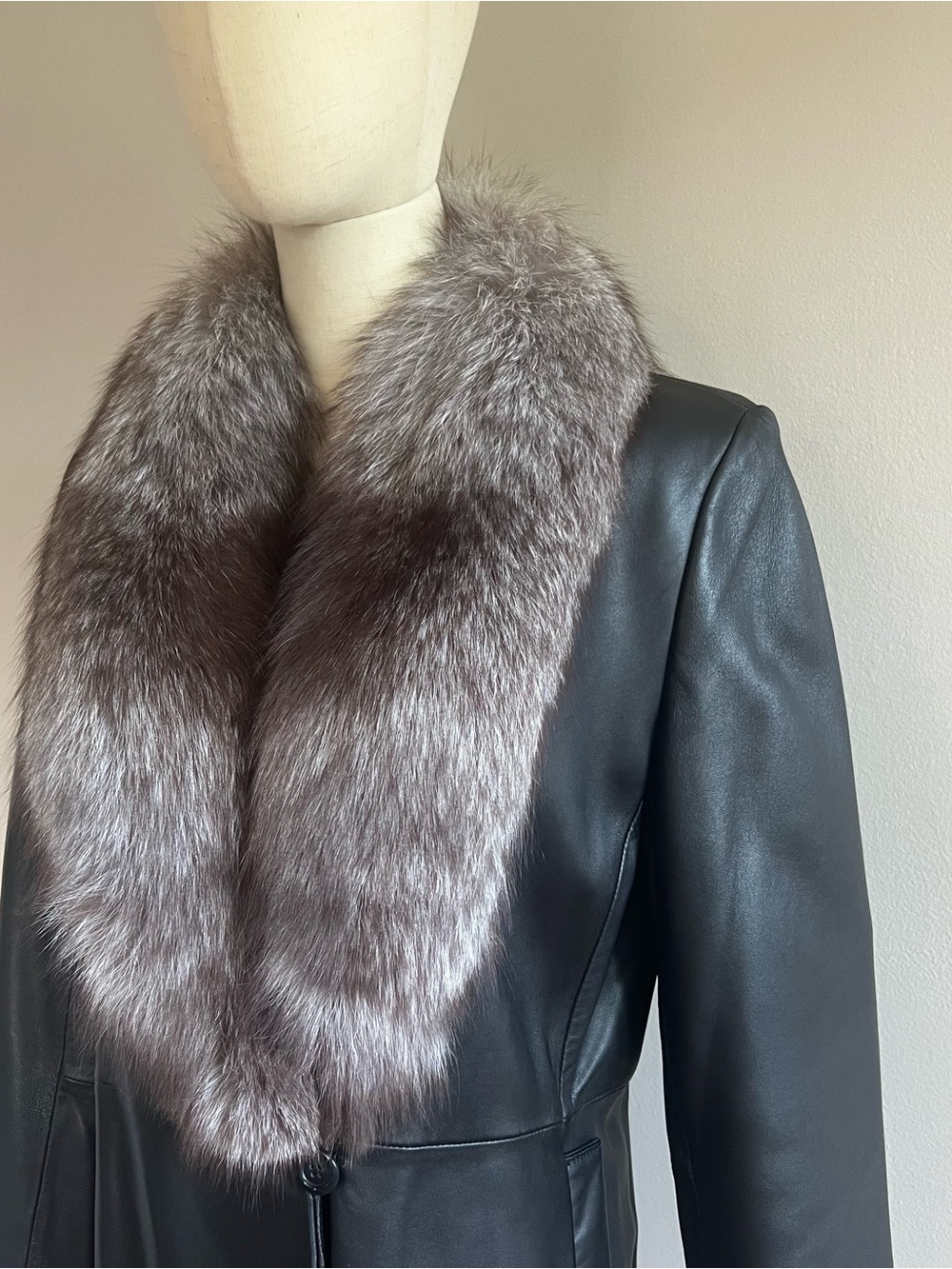 Marvin Richards Black Leather Jacket with Russian Indigo Fox Fur Collar - Picture 2 of 7